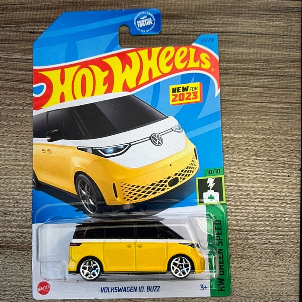 Volkswagen ID Buzz Hot Wheels VW EV Electric Vehicle Van Bus Hotwheels New 2023